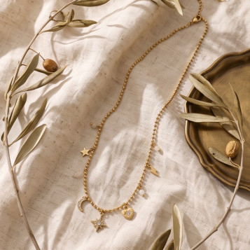 collier agatha